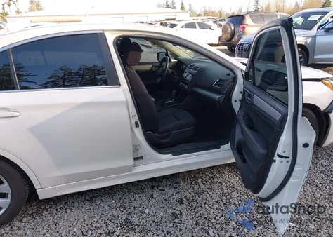 2016 Subaru Legacy 2.5I Premium z USA, uszkodzony, nr VIN 4S3BNAE64G3045416